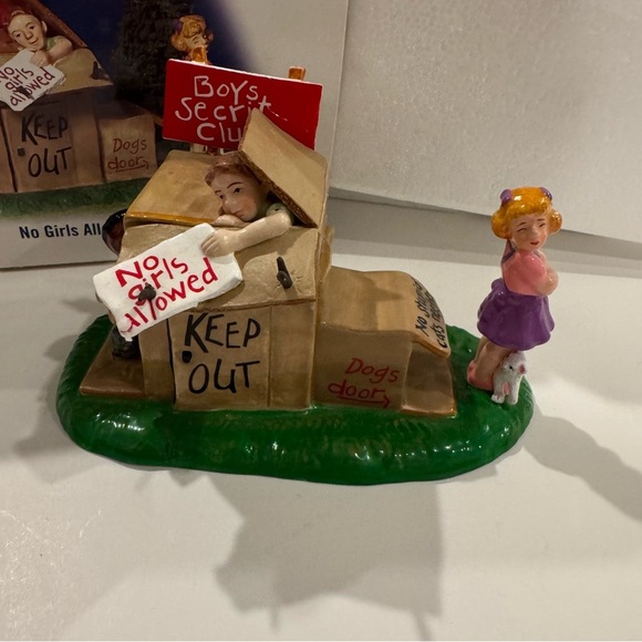 DEPT 56 "NO GIRLS ALLOWED"  ACCESSORY The Original Snow Village 56.55217 - Picture 2 of 13